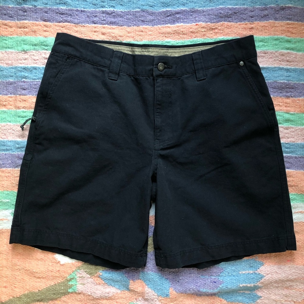 NWOT Columbia Dark Blue Shorts Size 34